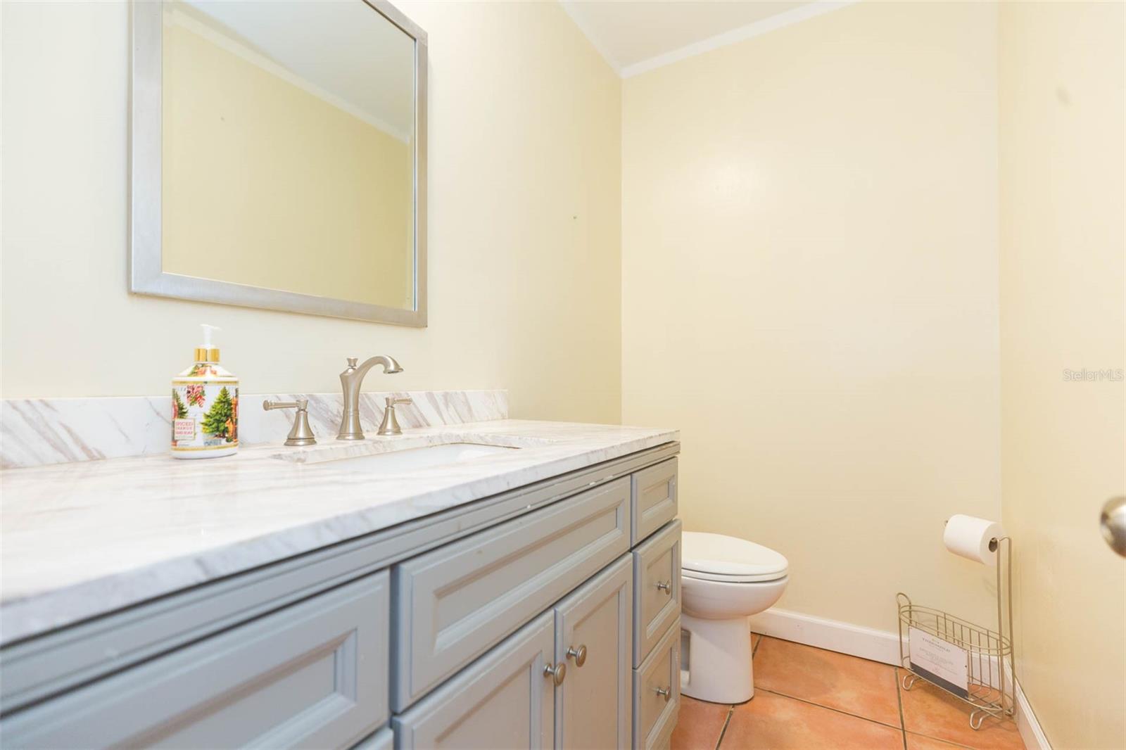 7434 OAKVISTA CIR, TAMPA, FL, 33634