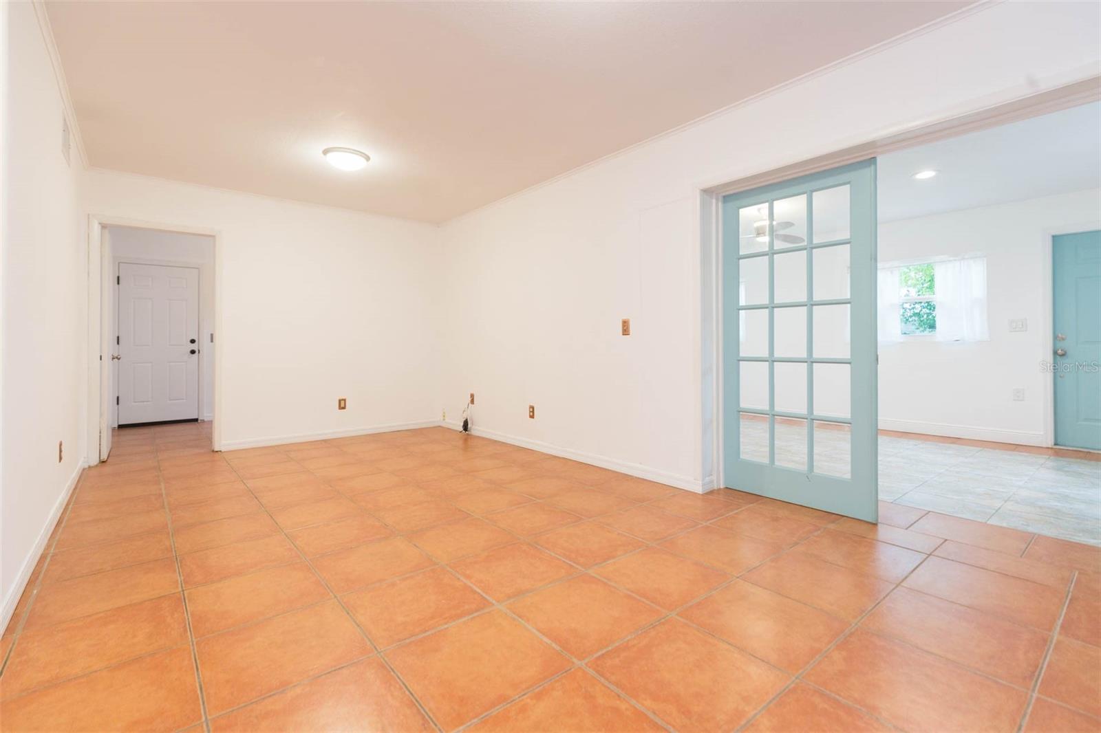 7434 OAKVISTA CIR, TAMPA, FL, 33634