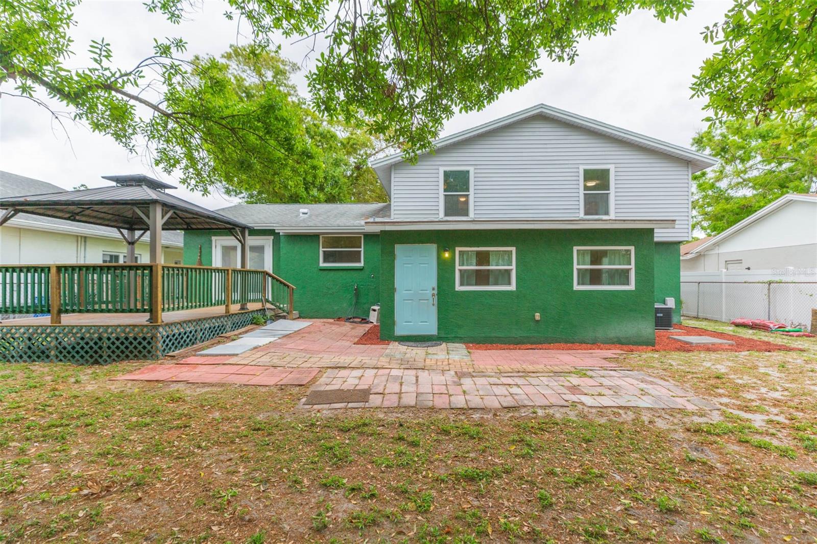 7434 OAKVISTA CIR, TAMPA, FL, 33634