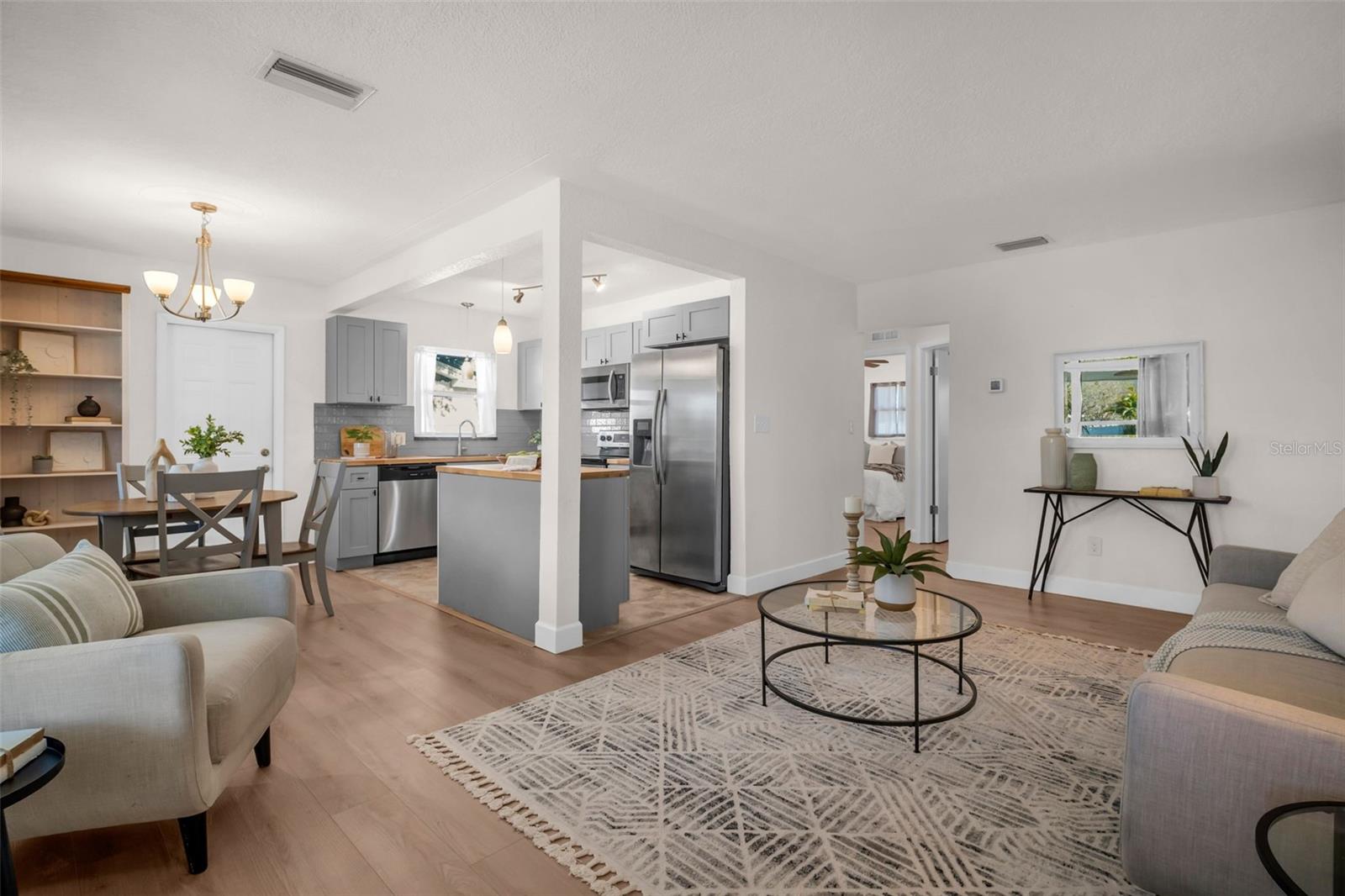 5801 DARTMOUTH AVE N, ST PETERSBURG, FL, 33710