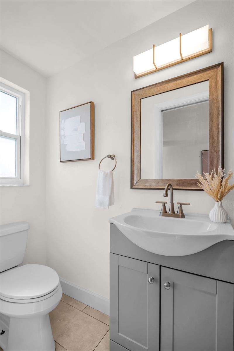 5801 DARTMOUTH AVE N, ST PETERSBURG, FL, 33710