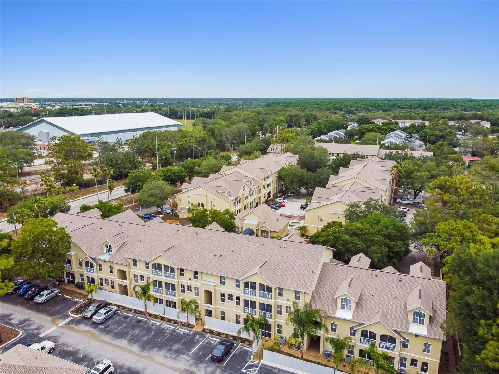5041 SUNRIDGE PALMS DR #201, TAMPA, FL, 33617