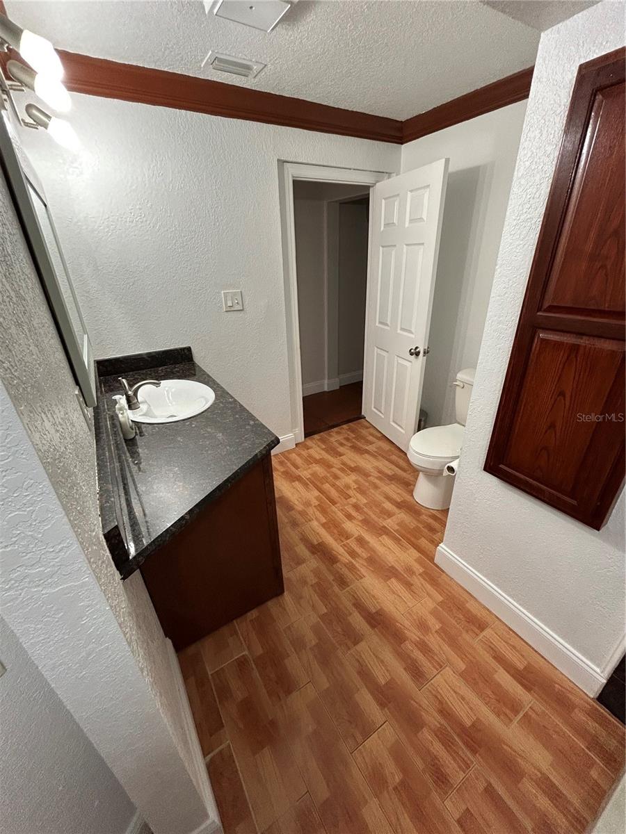 8006 N ROME AVE, TAMPA, FL, 33604
