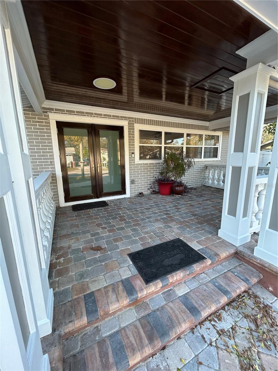 8006 N ROME AVE, TAMPA, FL, 33604
