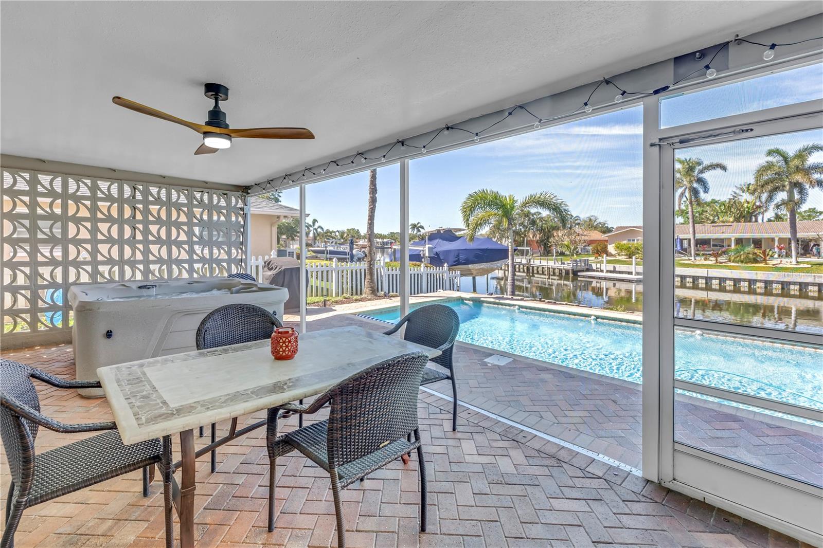 5208 DENVER ST NE, ST PETERSBURG, FL, 33703