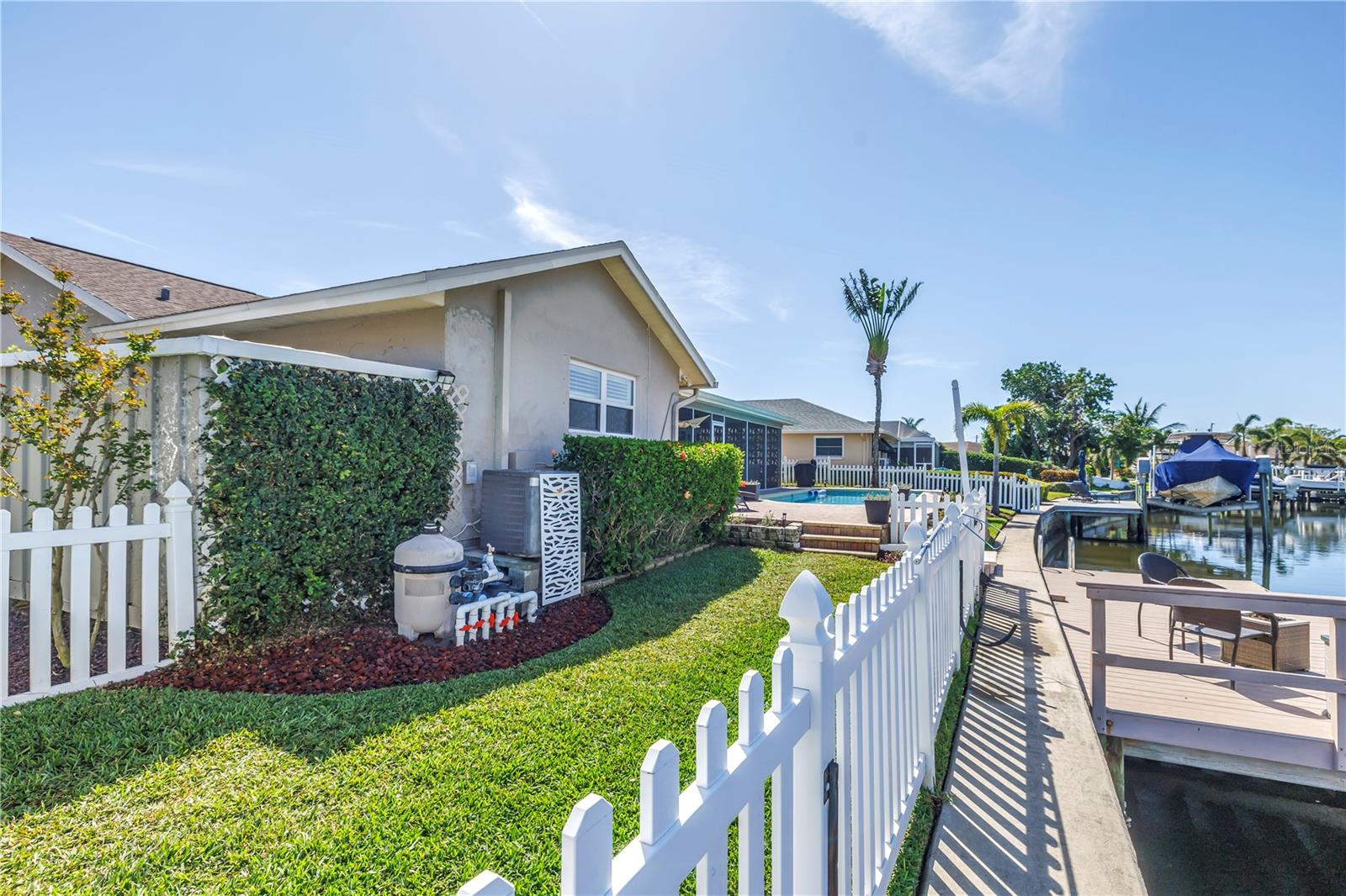 5208 DENVER ST NE, ST PETERSBURG, FL, 33703