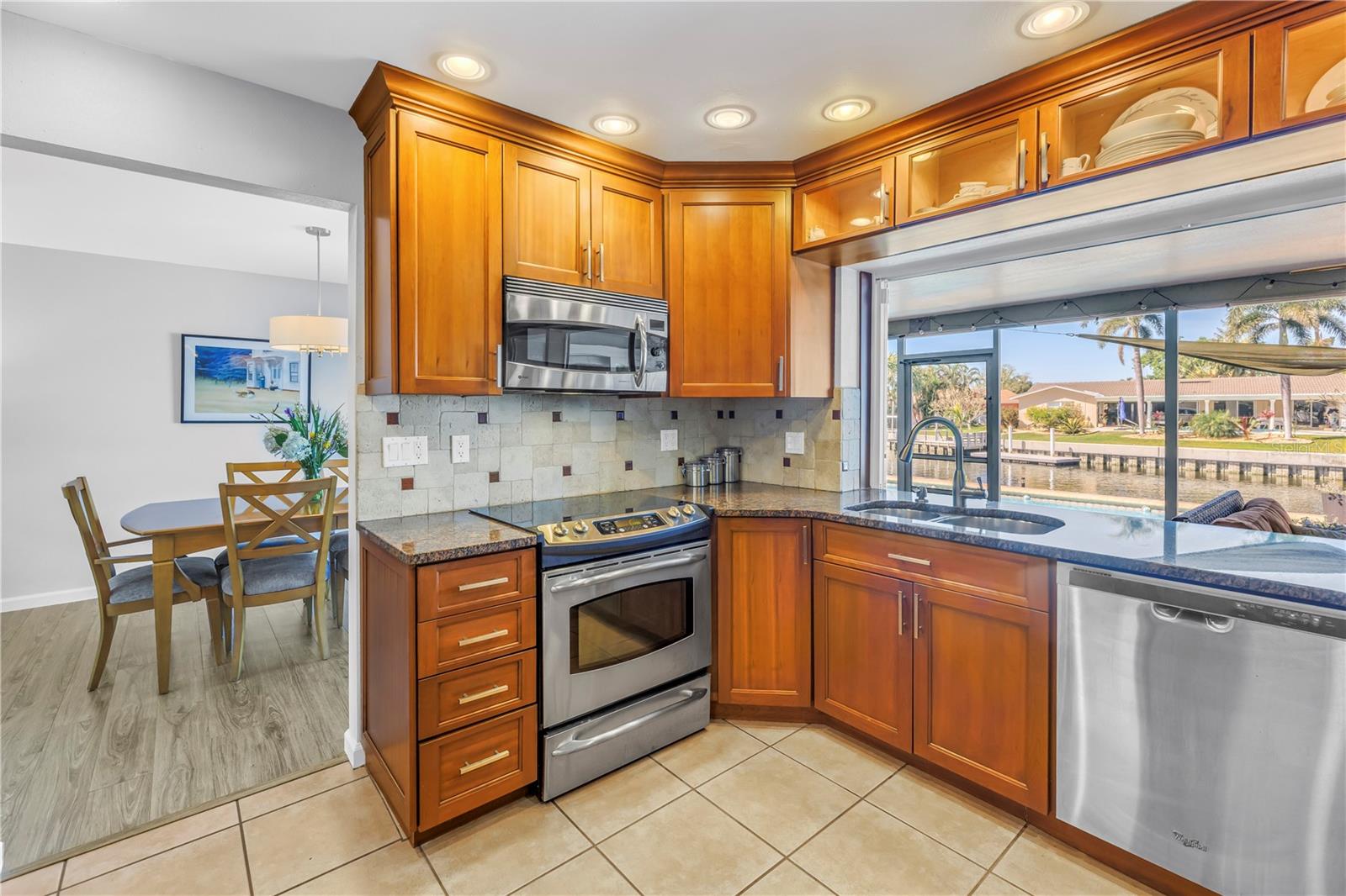 5208 DENVER ST NE, ST PETERSBURG, FL, 33703