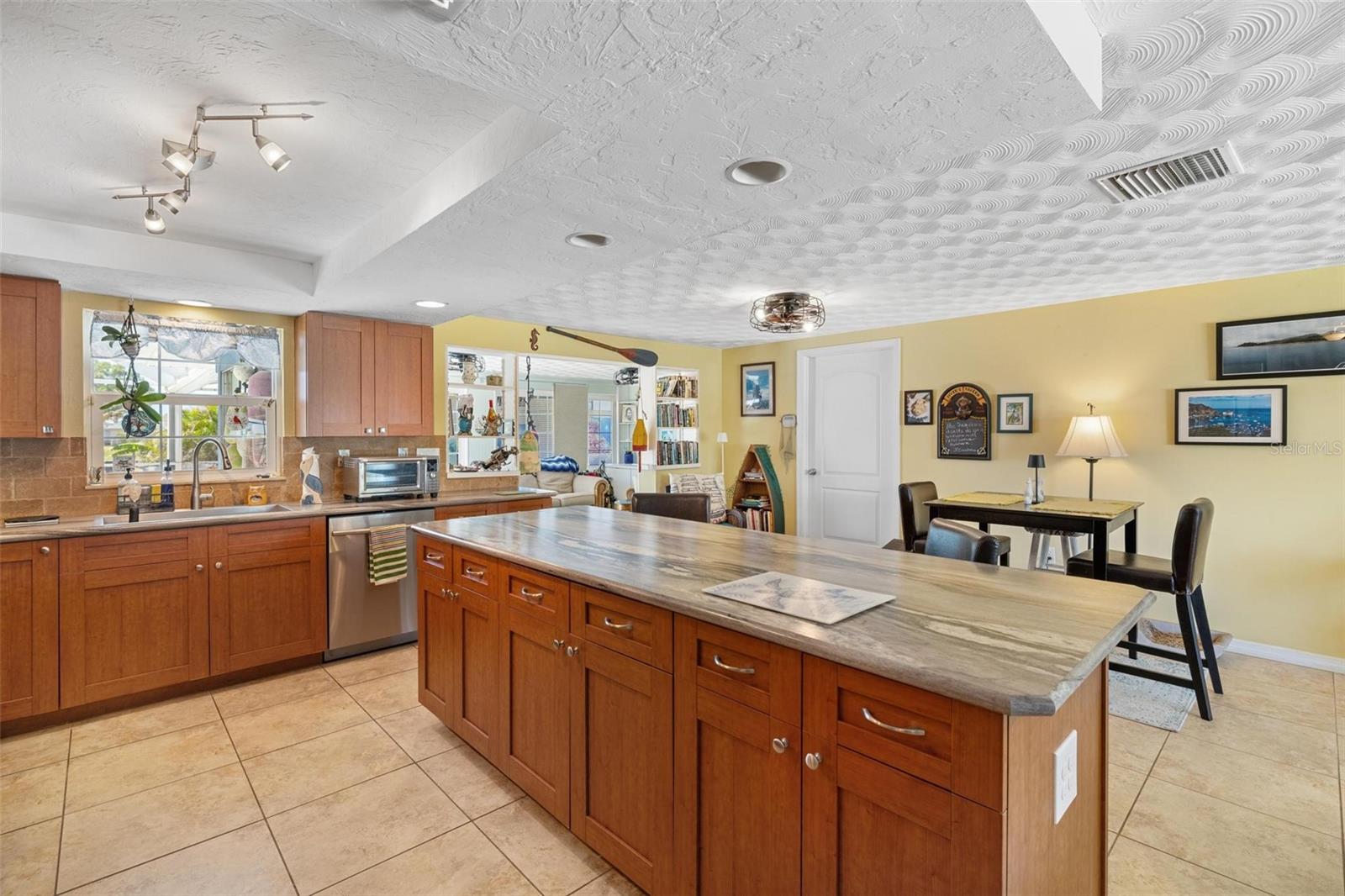 4279 HARBOR BLVD, PORT CHARLOTTE, FL, 33952