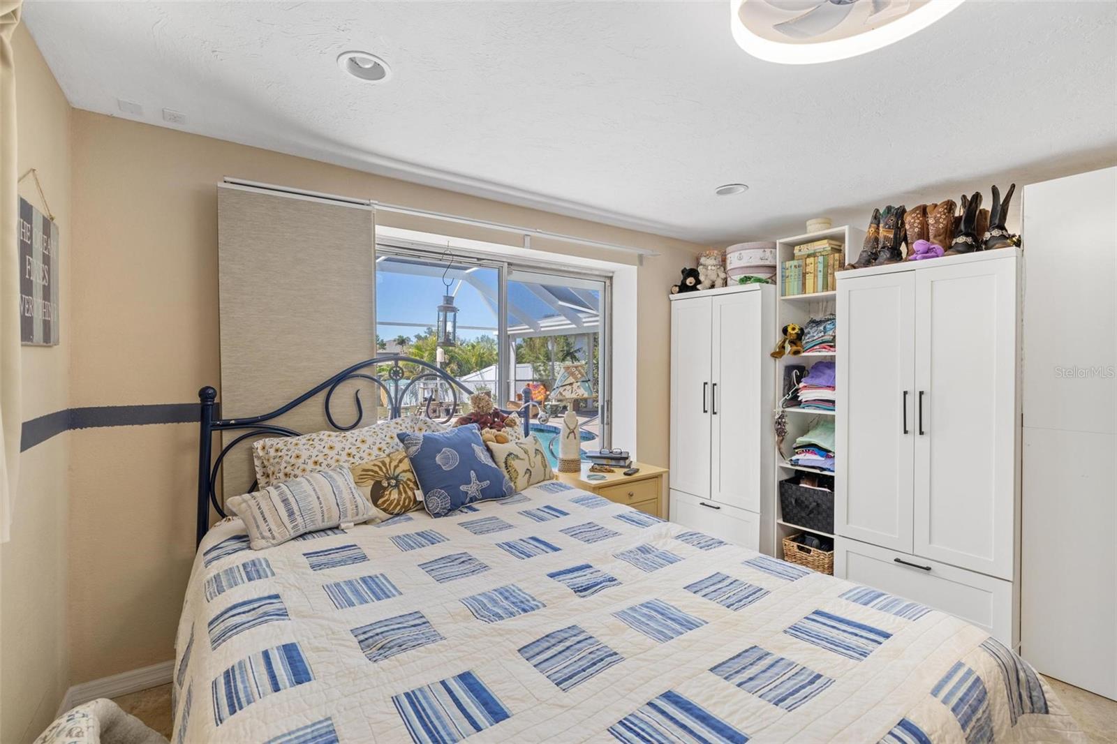 4279 HARBOR BLVD, PORT CHARLOTTE, FL, 33952