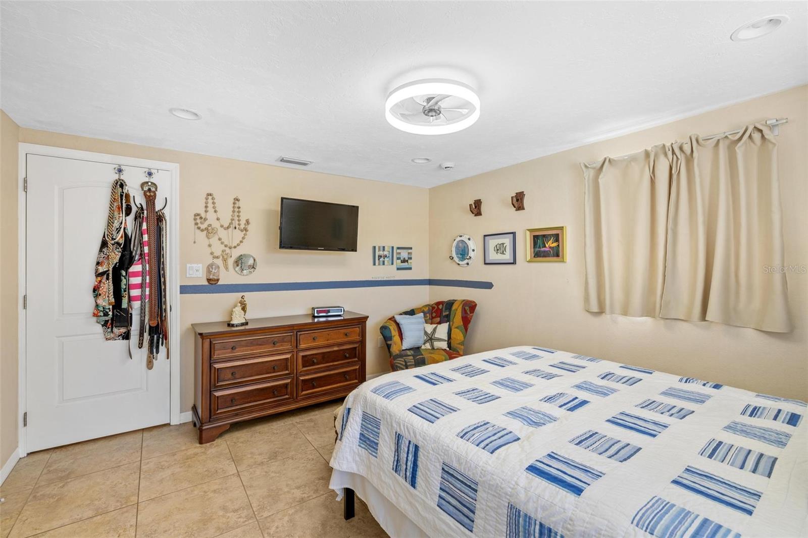 4279 HARBOR BLVD, PORT CHARLOTTE, FL, 33952