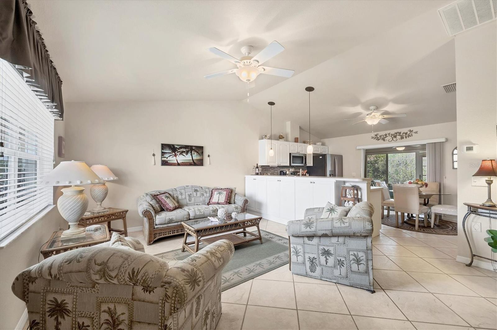 182 ROTONDA BLVD W #B, ROTONDA WEST, FL, 33947