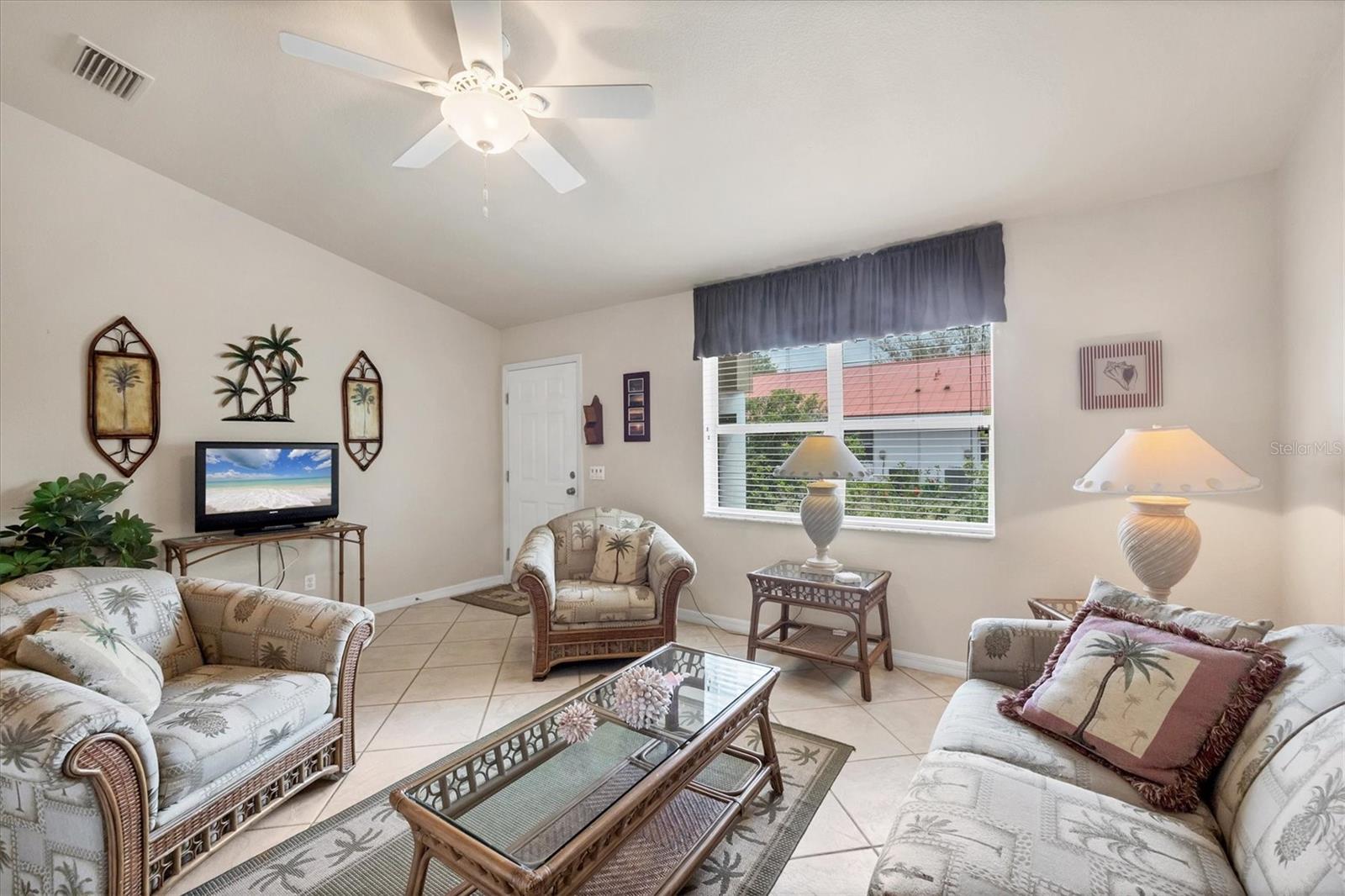 182 ROTONDA BLVD W #B, ROTONDA WEST, FL, 33947