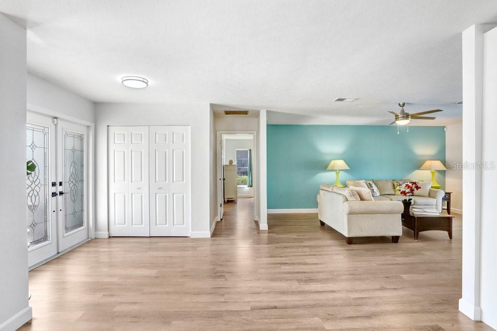 303 CRANSTON PL, SUN CITY CENTER, FL, 33573