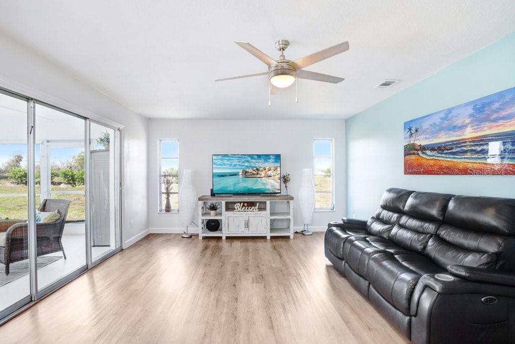 303 CRANSTON PL, SUN CITY CENTER, FL, 33573