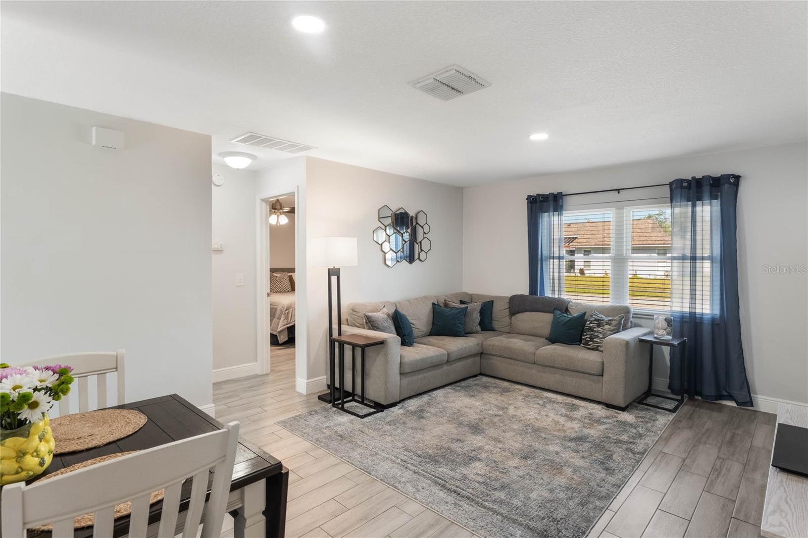 284 MISSISSIPPI WOODS LN, ORLANDO, FL, 32824