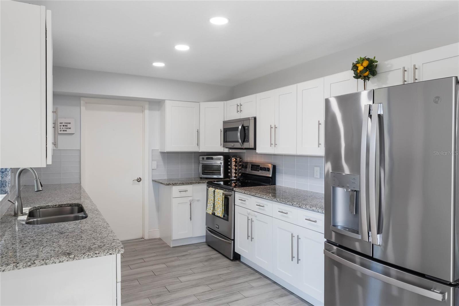 284 MISSISSIPPI WOODS LN, ORLANDO, FL, 32824