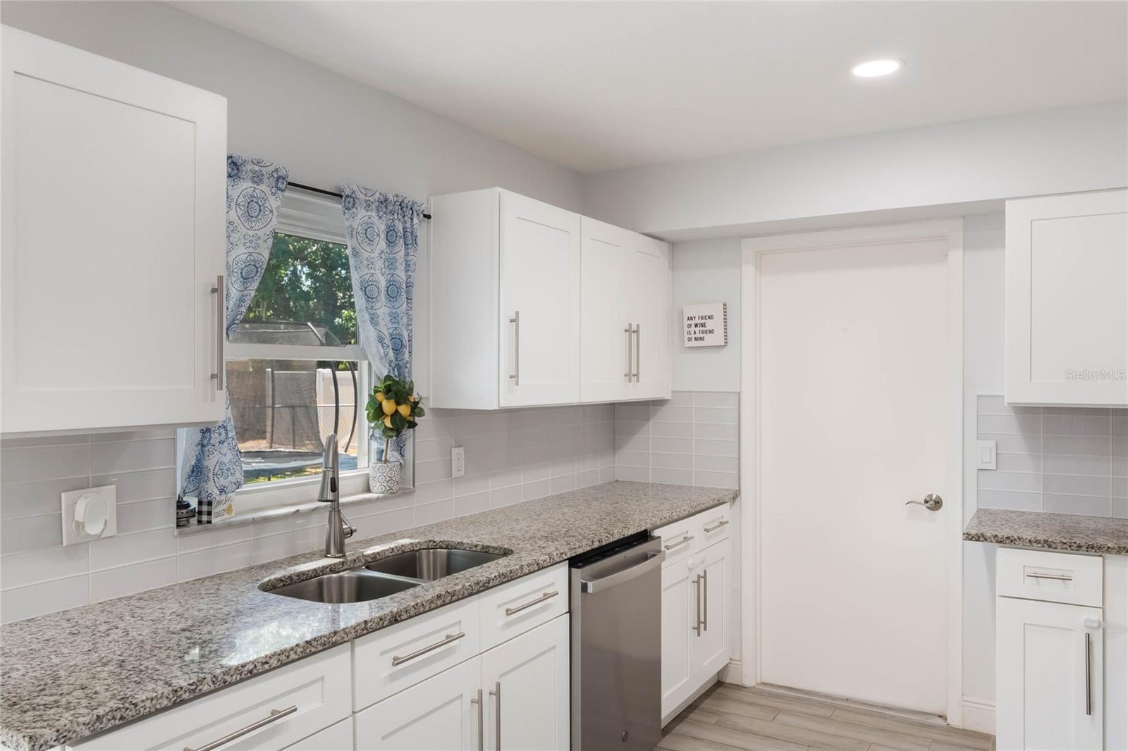 284 MISSISSIPPI WOODS LN, ORLANDO, FL, 32824