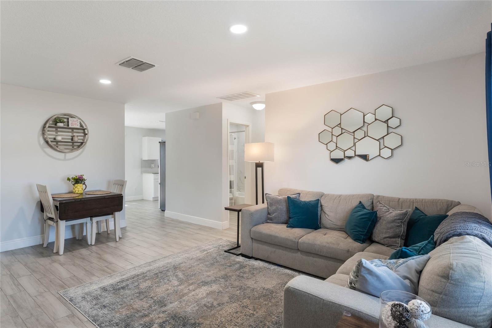 284 MISSISSIPPI WOODS LN, ORLANDO, FL, 32824