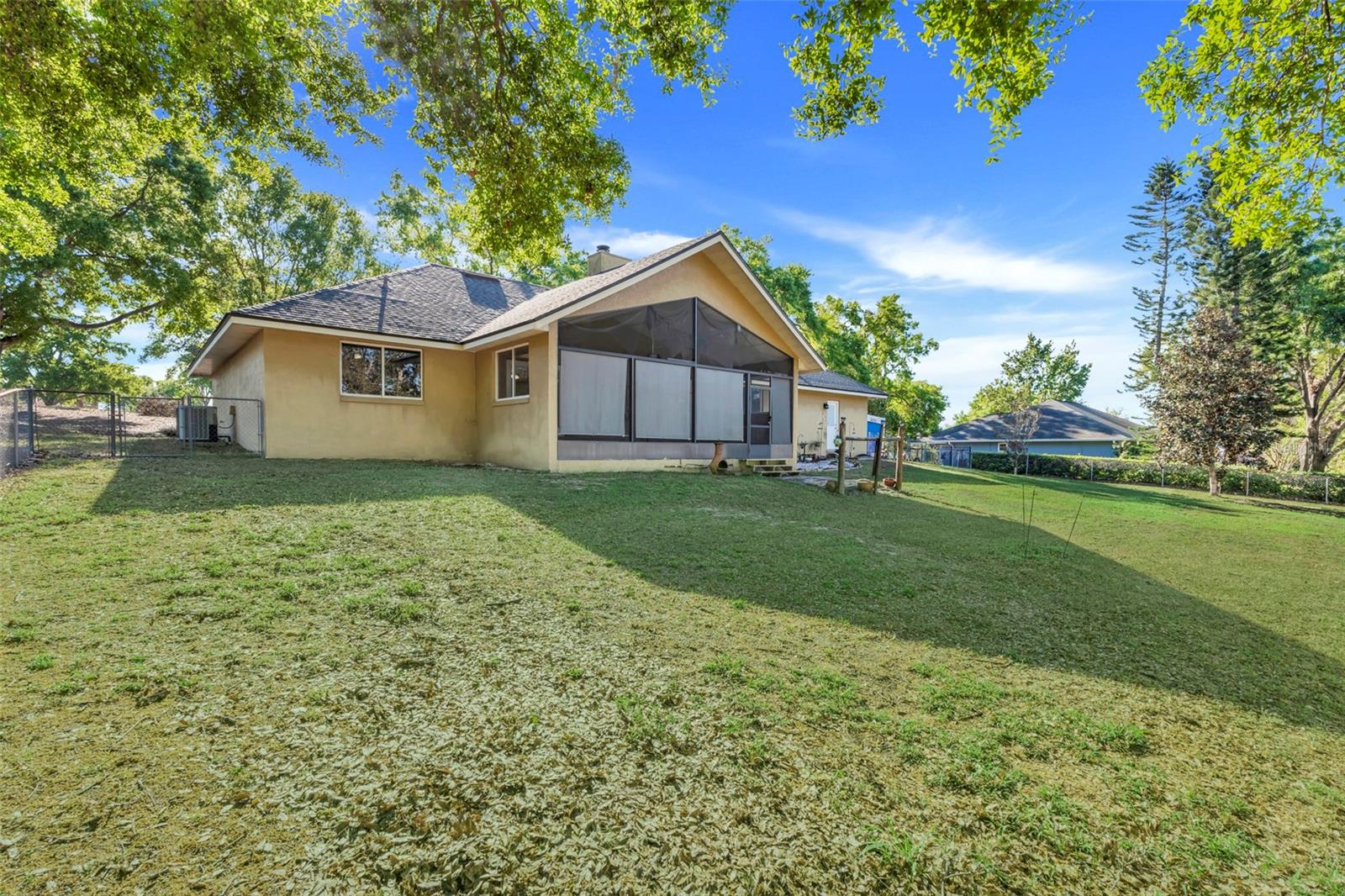 10640 PARKWAY DR, CLERMONT, FL, 34711