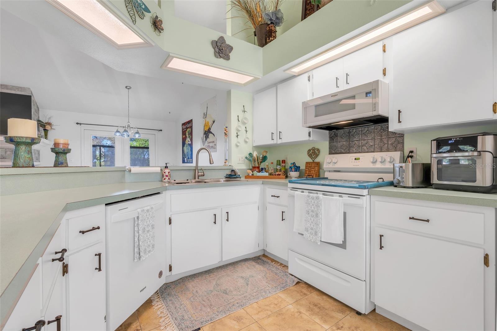 10640 PARKWAY DR, CLERMONT, FL, 34711
