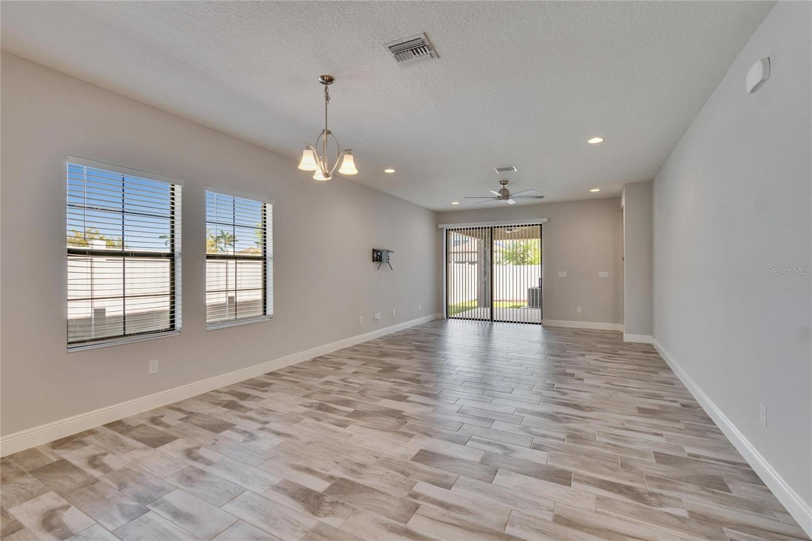 12427 BAY ESTUARY BND, RIVERVIEW, FL, 33579