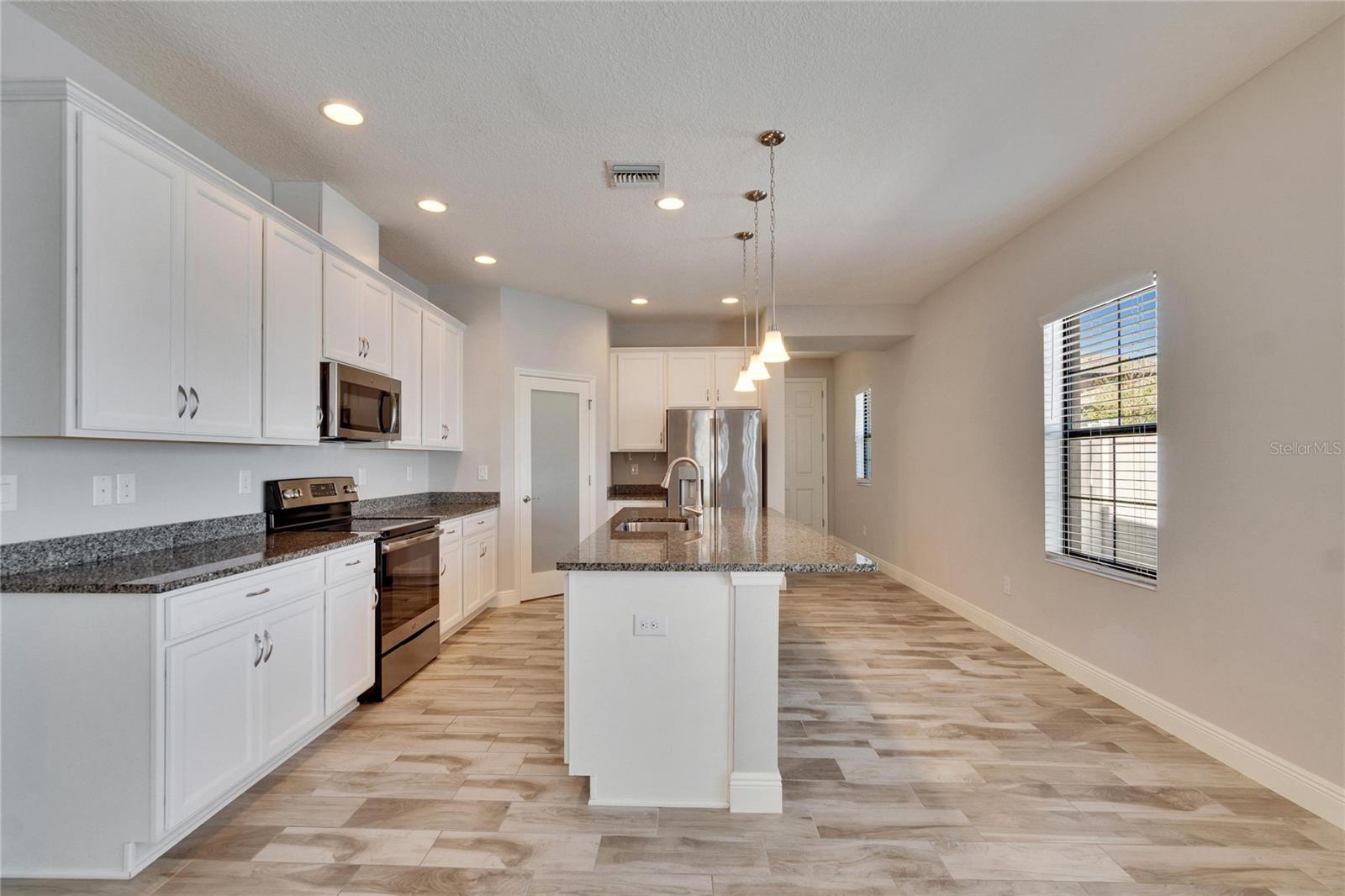 12427 BAY ESTUARY BND, RIVERVIEW, FL, 33579