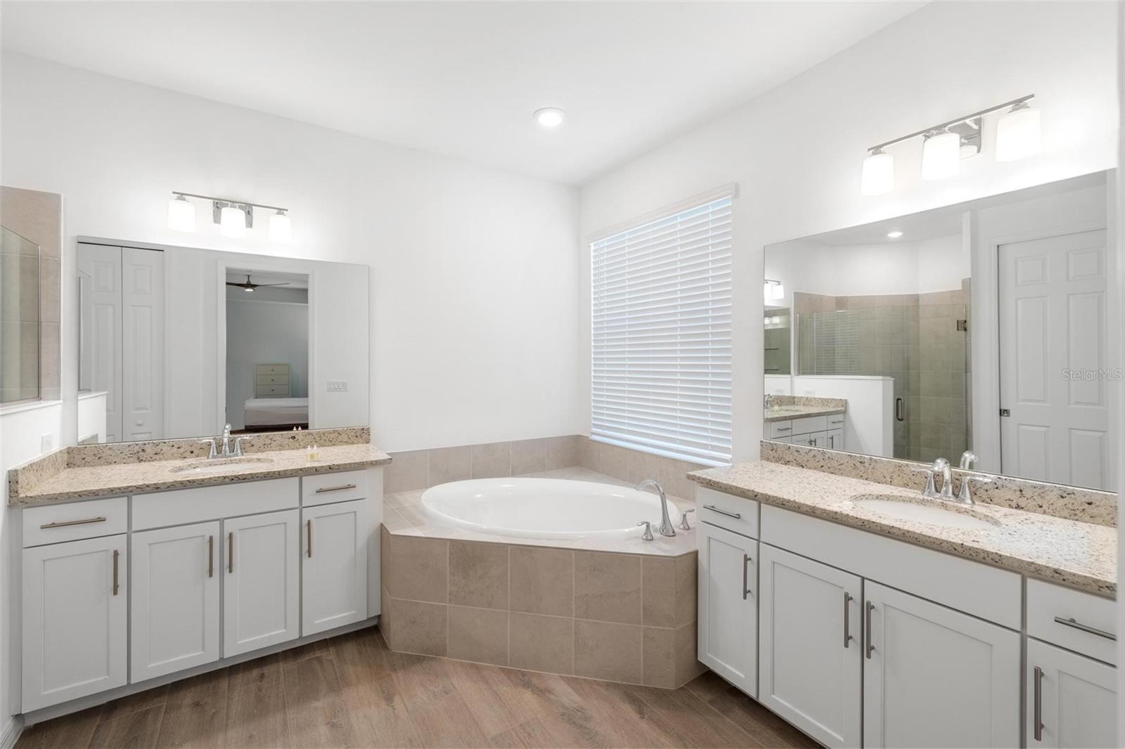 15931 SUGAR HILL DR, PUNTA GORDA, FL, 33982