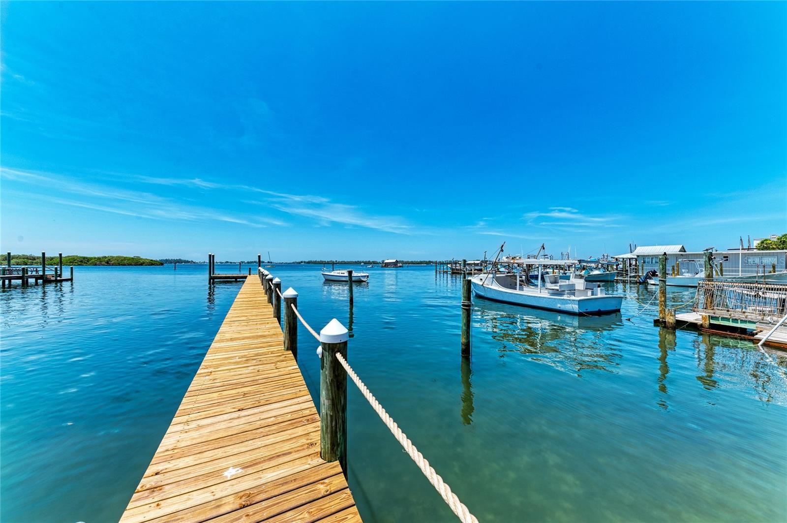 12204 45TH AVENUE DR W, CORTEZ, FL, 34215