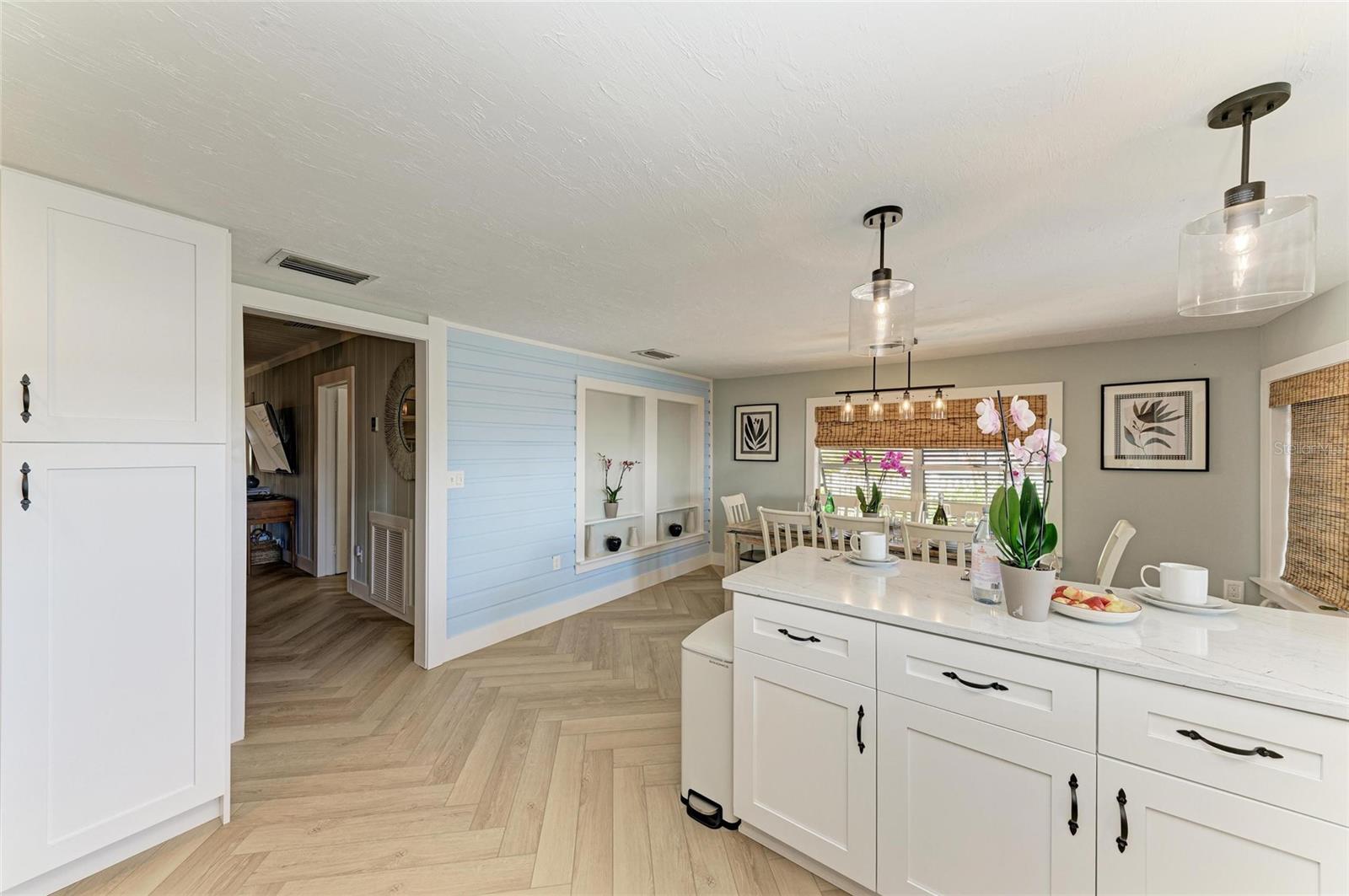 12204 45TH AVENUE DR W, CORTEZ, FL, 34215