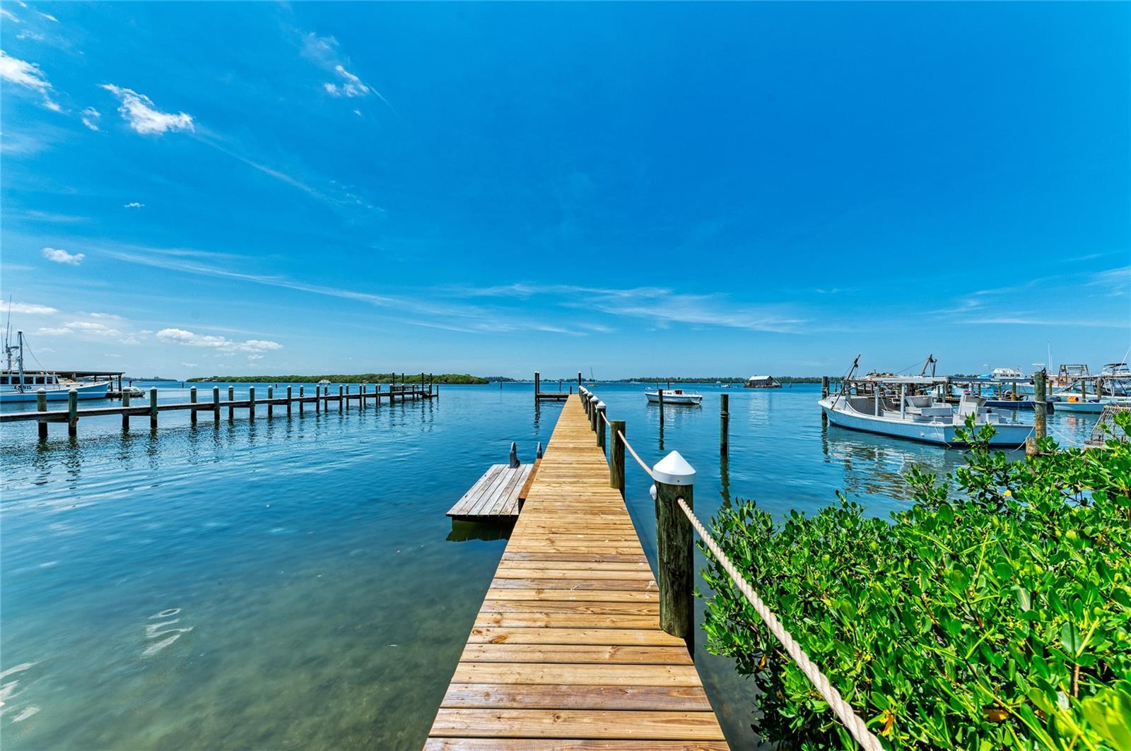 12204 45TH AVENUE DR W, CORTEZ, FL, 34215