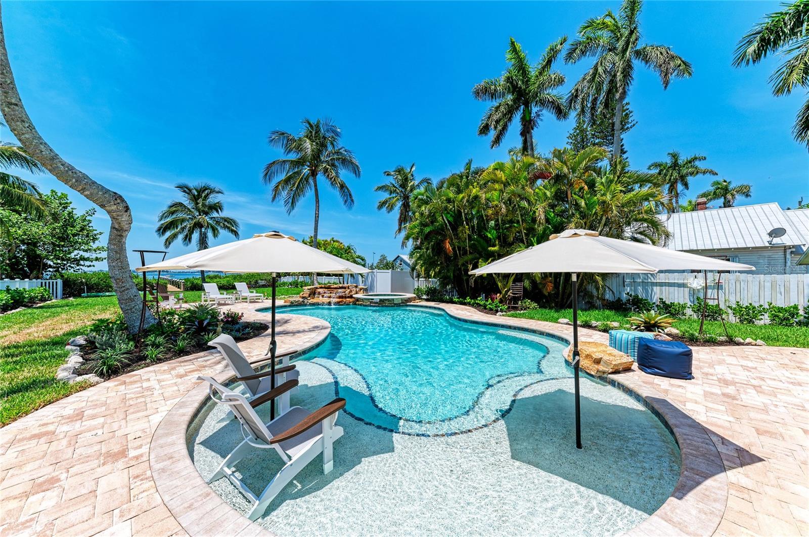 12204 45TH AVENUE DR W, CORTEZ, FL, 34215