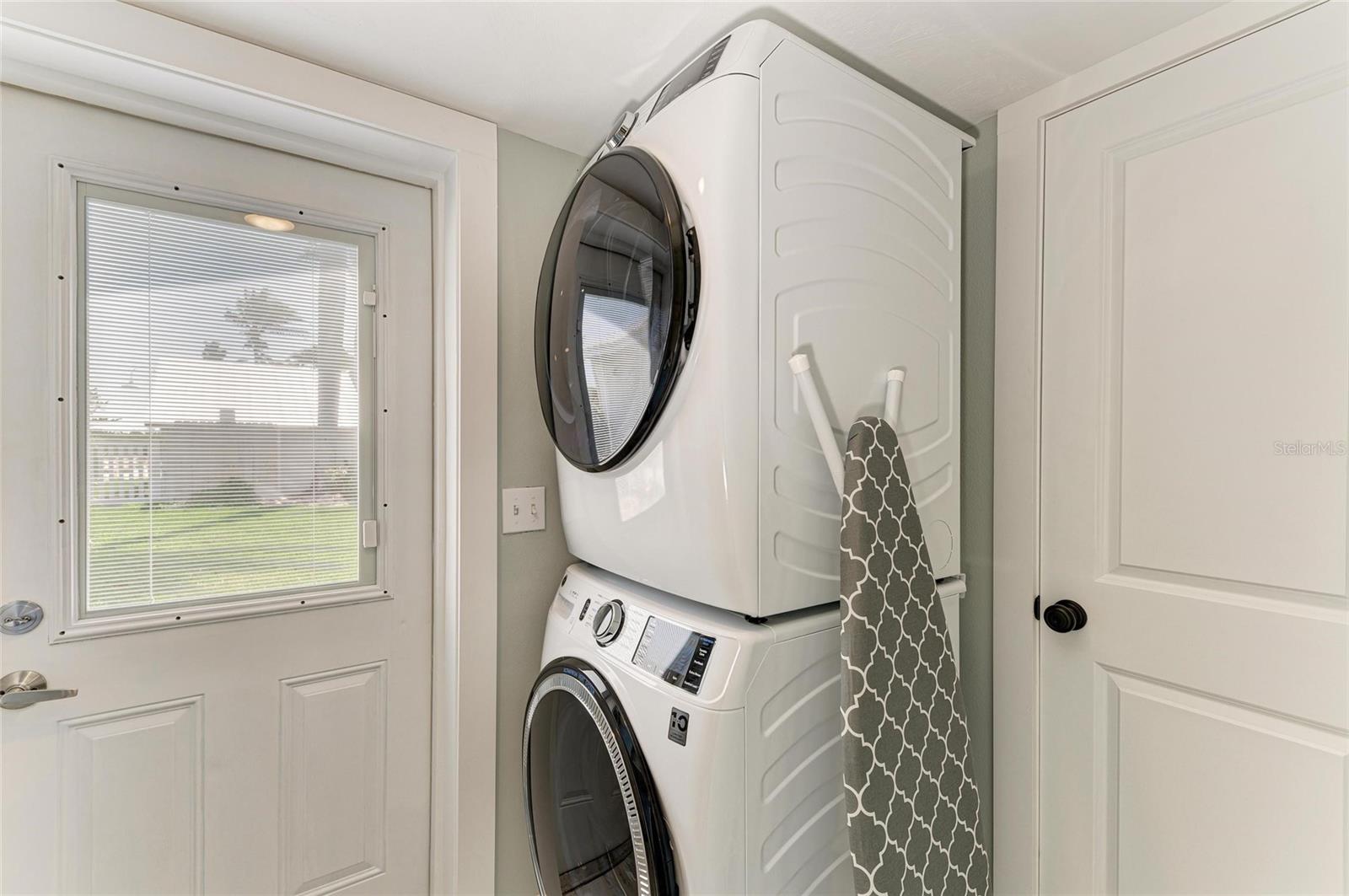 12204 45TH AVENUE DR W, CORTEZ, FL, 34215