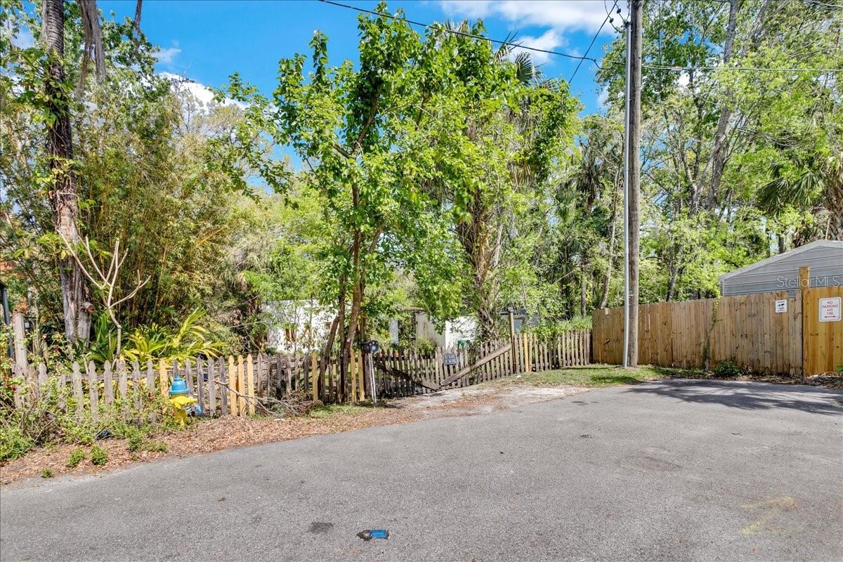 57 HAMILTON HEATH DR, TAMPA, FL, 33604