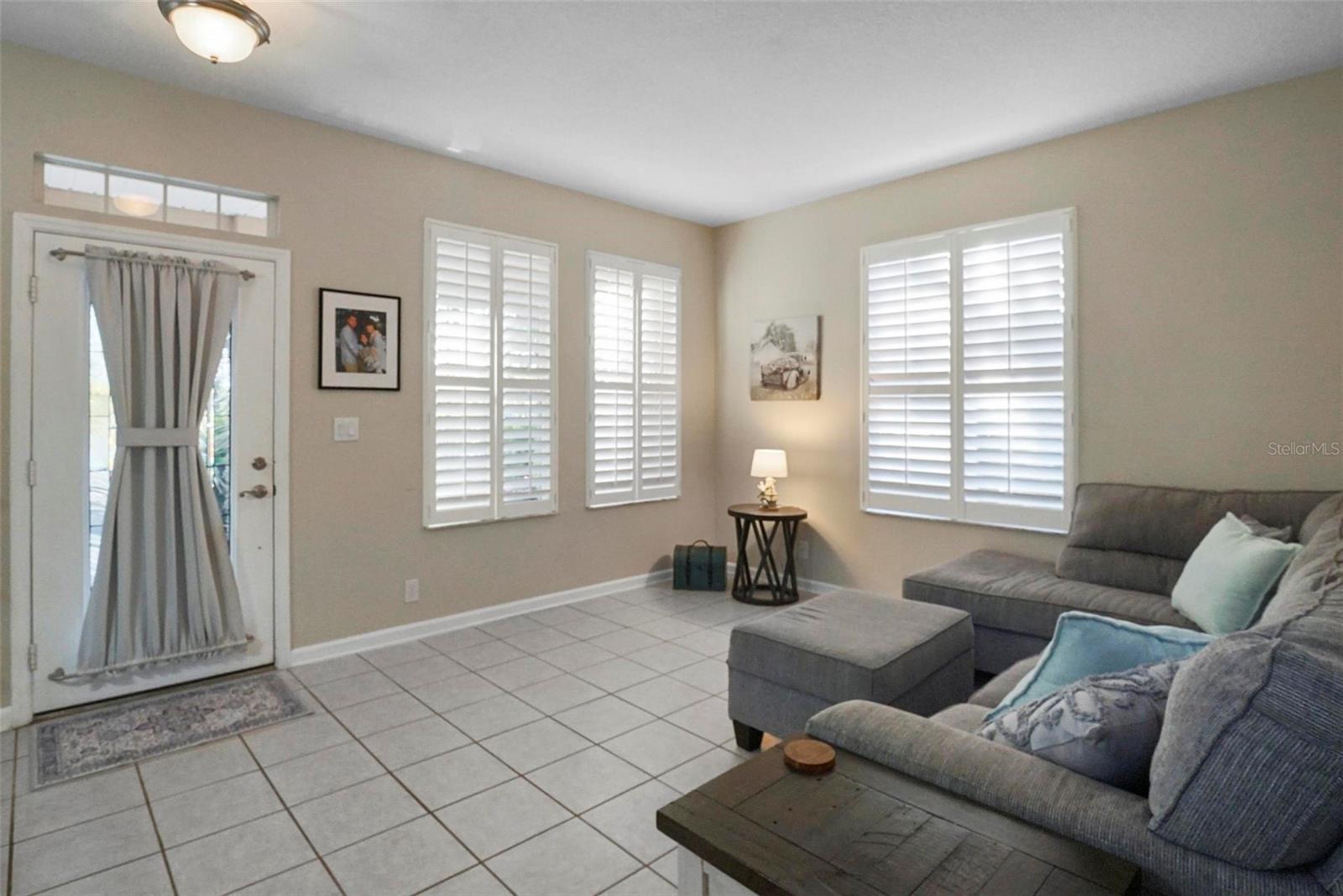 104 W LAKE VICTORIA CIR, DELAND, FL, 32724