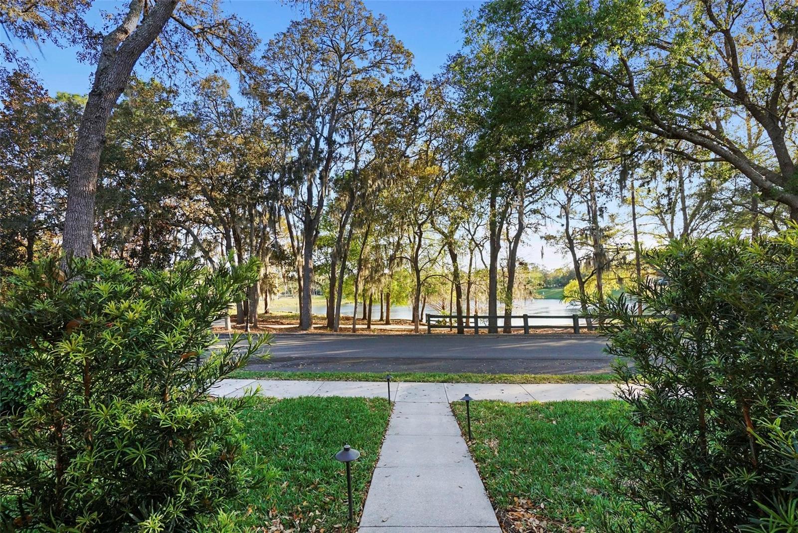 104 W LAKE VICTORIA CIR, DELAND, FL, 32724