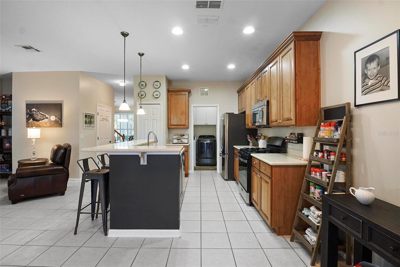 104 W LAKE VICTORIA CIR, DELAND, FL, 32724