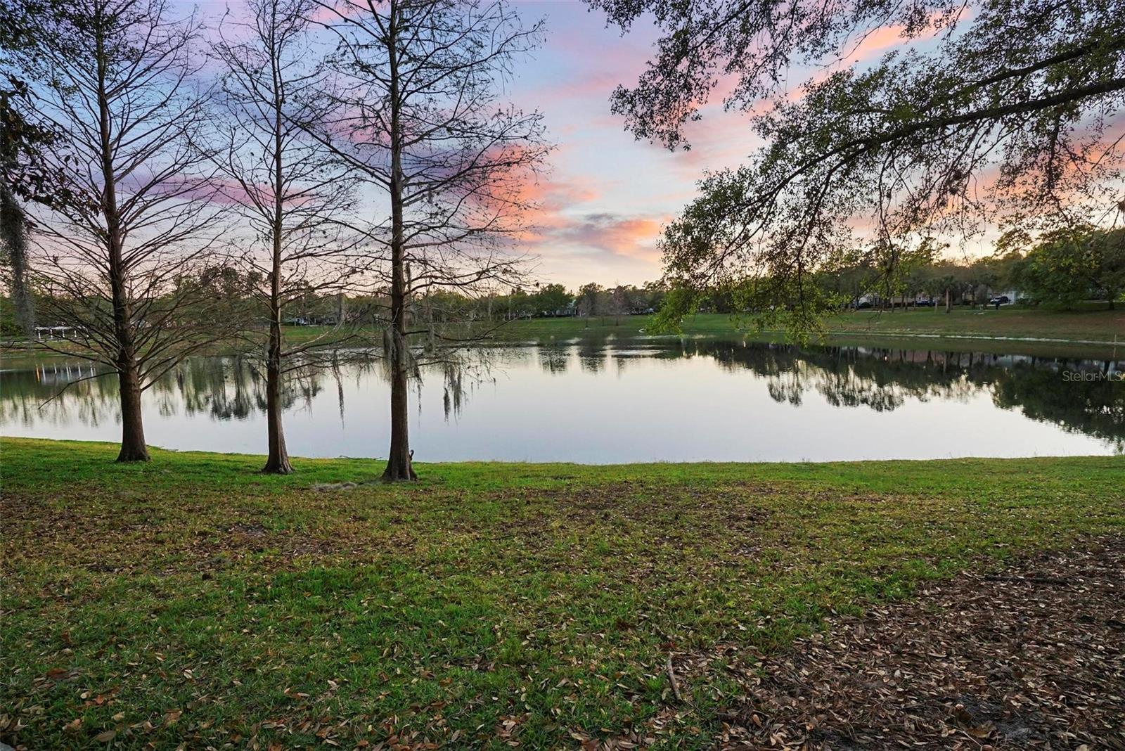 104 W LAKE VICTORIA CIR, DELAND, FL, 32724