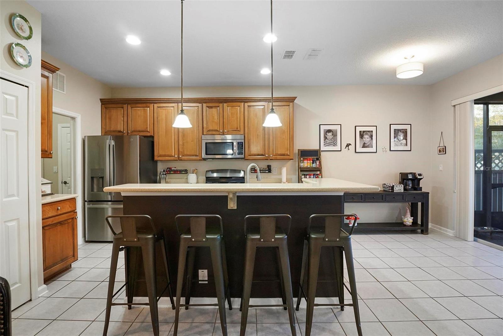 104 W LAKE VICTORIA CIR, DELAND, FL, 32724