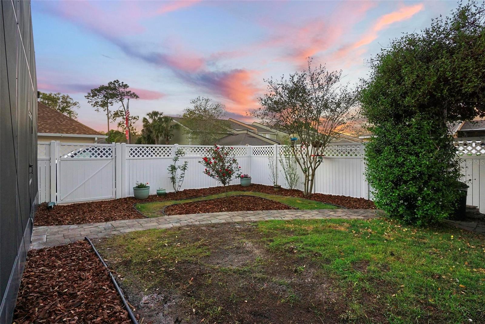 104 W LAKE VICTORIA CIR, DELAND, FL, 32724