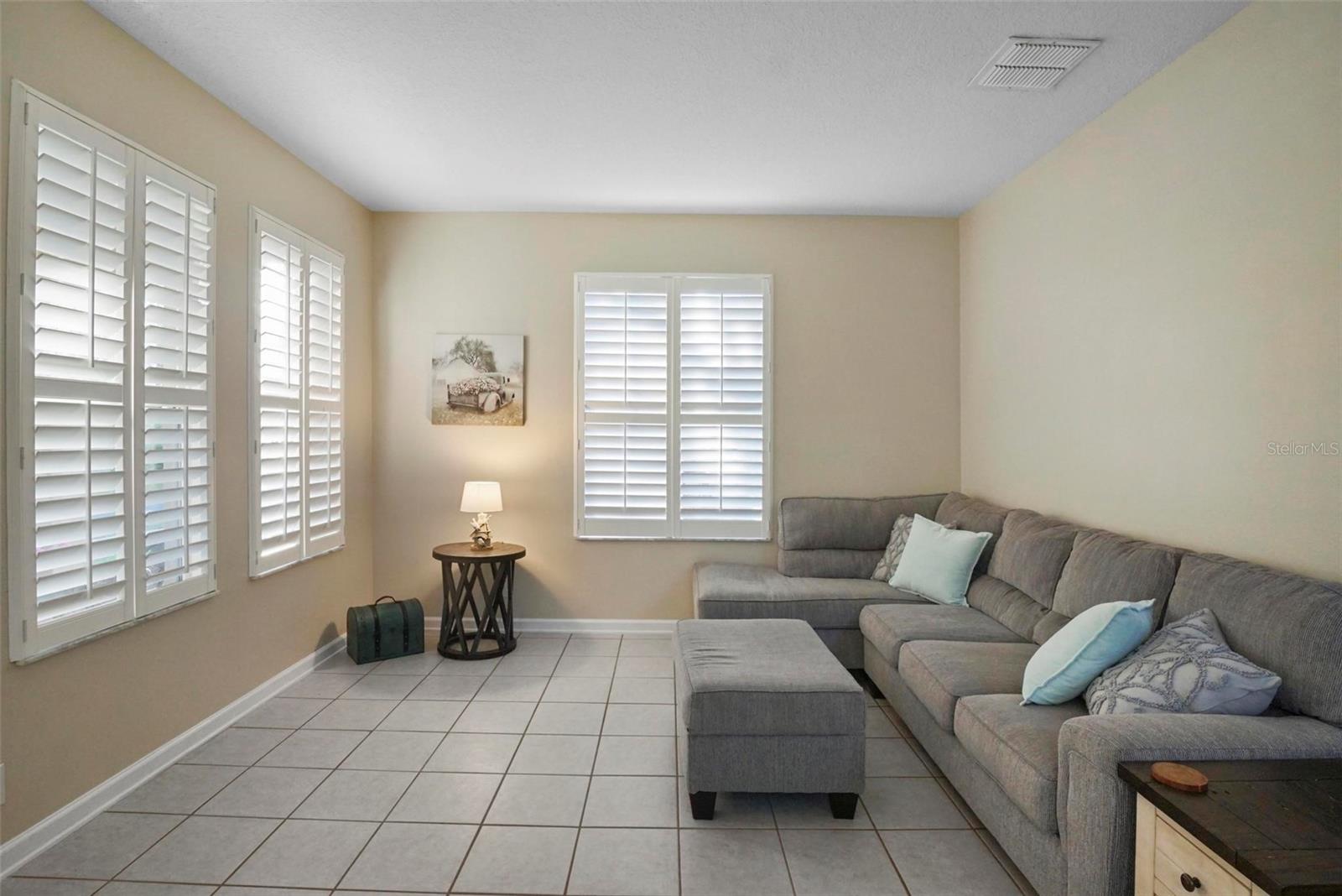 104 W LAKE VICTORIA CIR, DELAND, FL, 32724