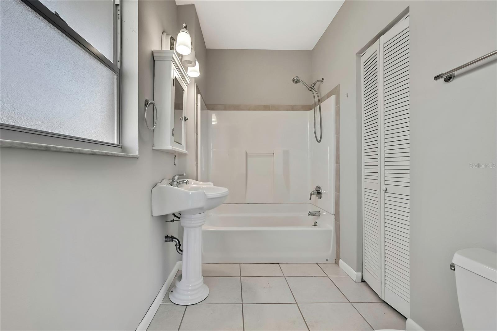 2435 RIVERVIEW BLVD, BRADENTON, FL, 34205