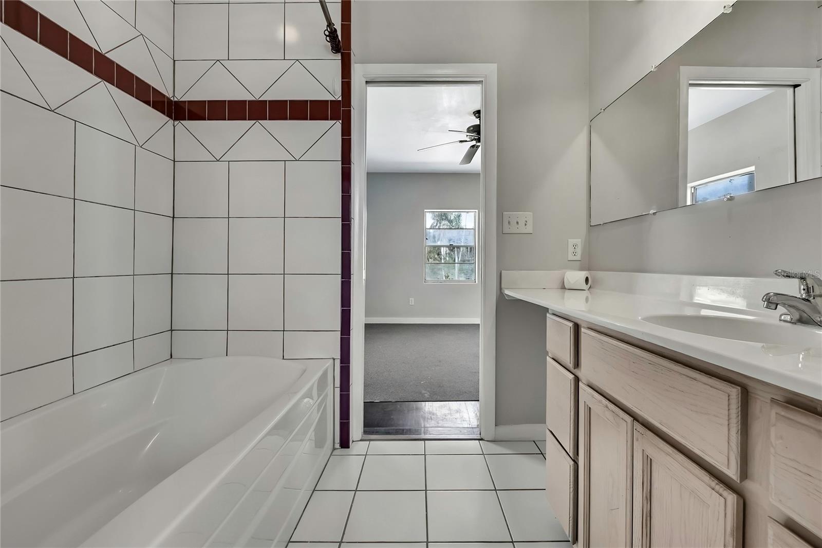 2435 RIVERVIEW BLVD, BRADENTON, FL, 34205