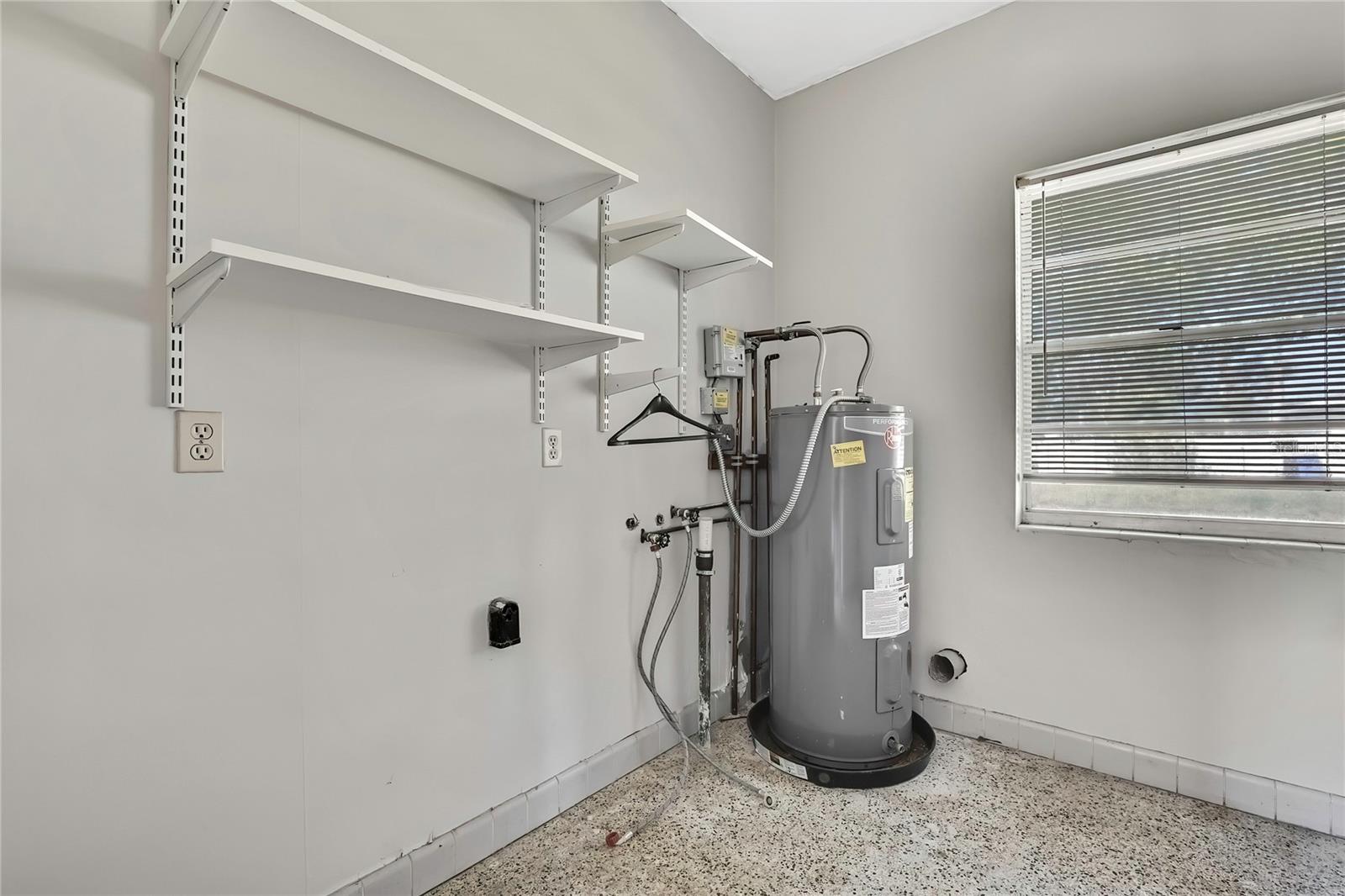 2435 RIVERVIEW BLVD, BRADENTON, FL, 34205