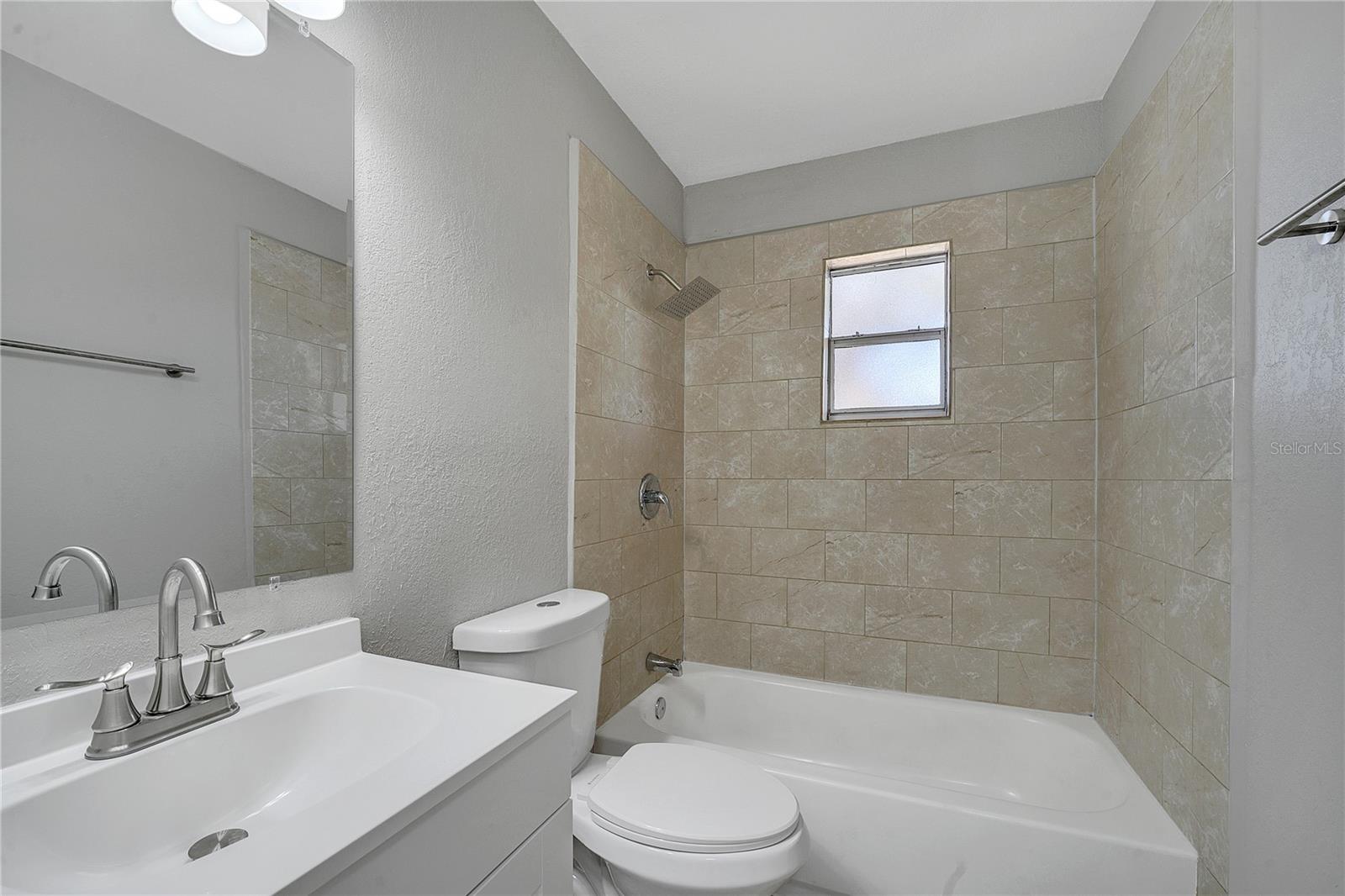 73 GARRISON LN, FROSTPROOF, FL, 33843