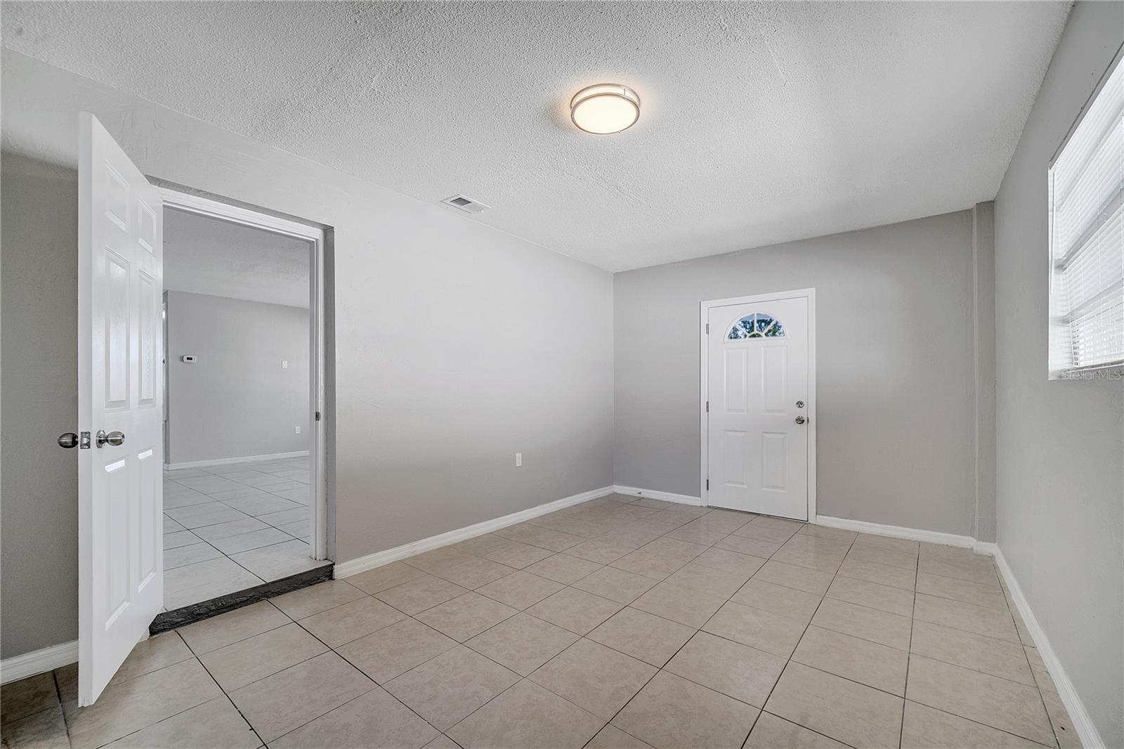 73 GARRISON LN, FROSTPROOF, FL, 33843
