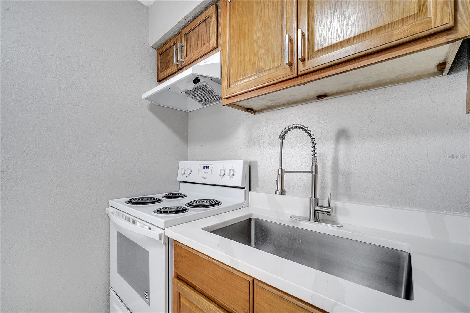 73 GARRISON LN, FROSTPROOF, FL, 33843