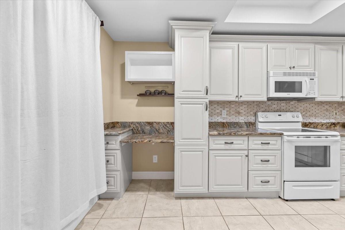 3460 COUNTRYSIDE BLVD #56, CLEARWATER, FL, 33761
