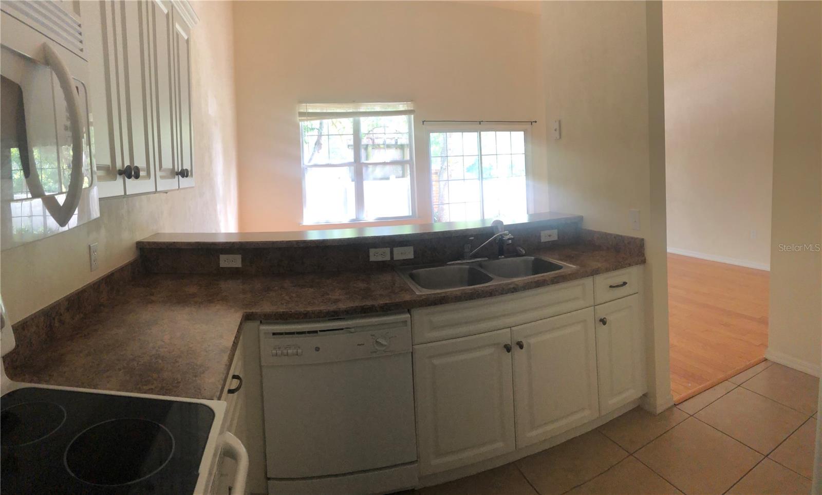 1569 NW 29TH RD #4, GAINESVILLE, FL, 32605