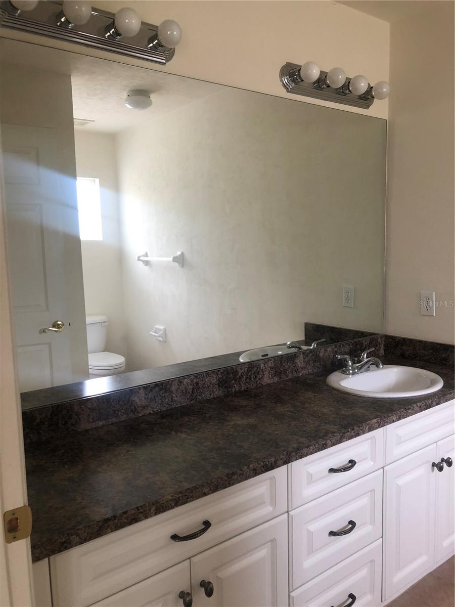 1569 NW 29TH RD #4, GAINESVILLE, FL, 32605