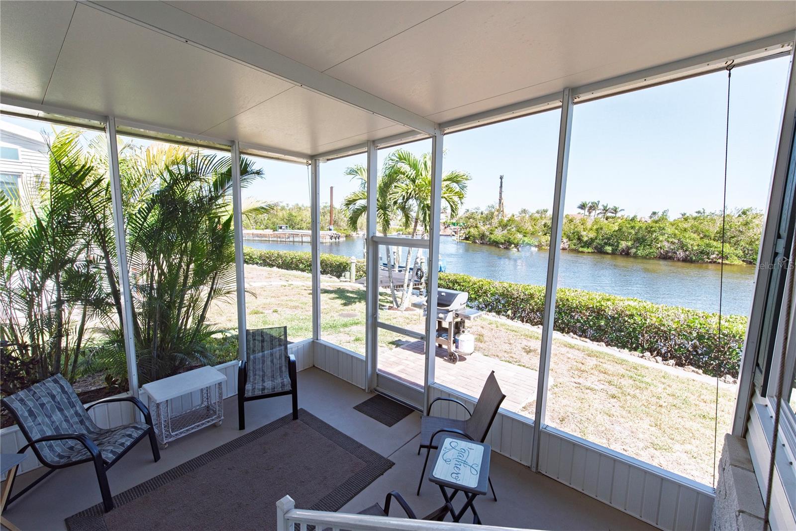8 ALLIGATOR AVE, PUNTA GORDA, FL, 33950